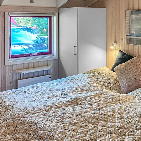 Cozy In Vaeggerlose With Sauna Hébergement de vacances Bøtø By