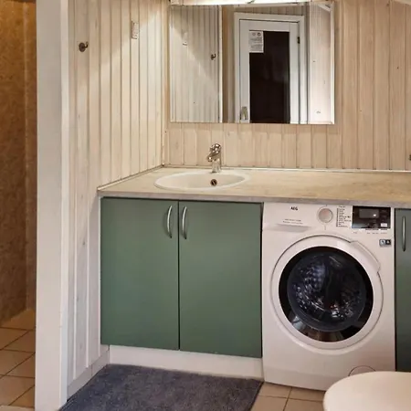 Cozy In Vaeggerlose With Sauna Casa vacanze Bøtø By